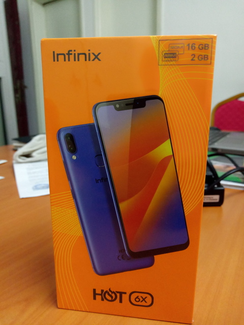 Unboxing (déballage) d'Infinix Hot 6X et premières impressions