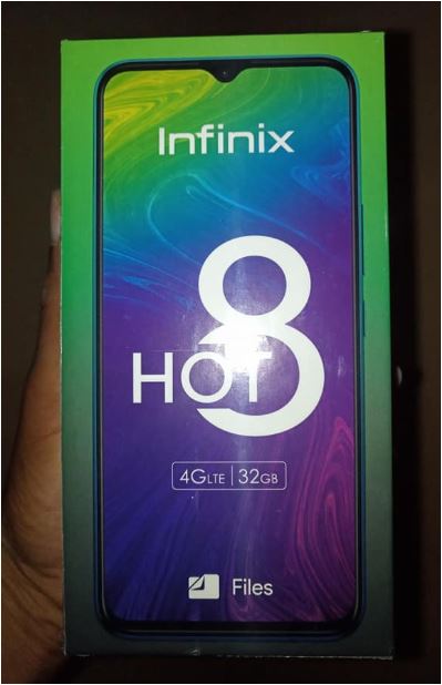 Unboxing  vidéo déballage d'Infinix Hot 8 avec 5000mAh de batterie
