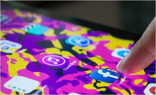 Comment Facebook aide l'Afrique de l'Est à lutter contre les fakenews sur le COVID-19