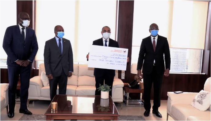 Atlantic Business international remet un chèque de 200 millions de FCFA au fonds de solidarité COVI-19 en Côte d'Ivoire