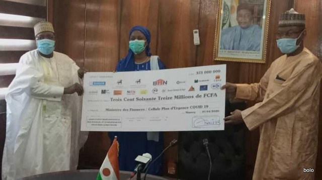 COVID-19 BIA Niger et Banque Atlantique font un don de 100 Millions de FCFA